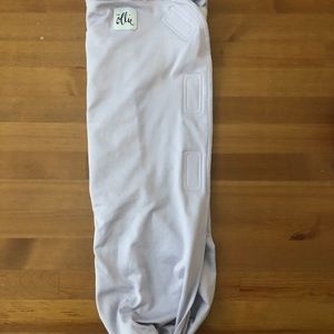 Ollie World Baby Swaddle | Ollie Swaddle | Lavender